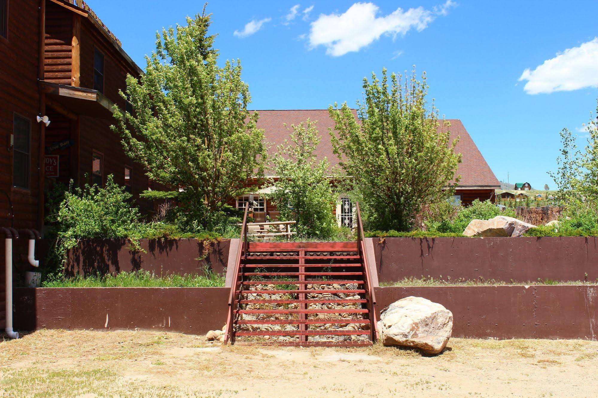 Old Corral Hotel Centennial Buitenkant foto